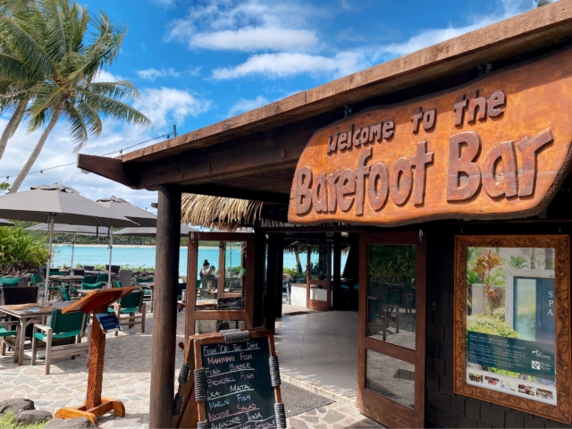 Courtyard at Sandals Restaurant &amp; Barefoot Bar at Pacific Resort Rarotonga