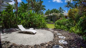 Premium Garden Villa - pebbles - front yard