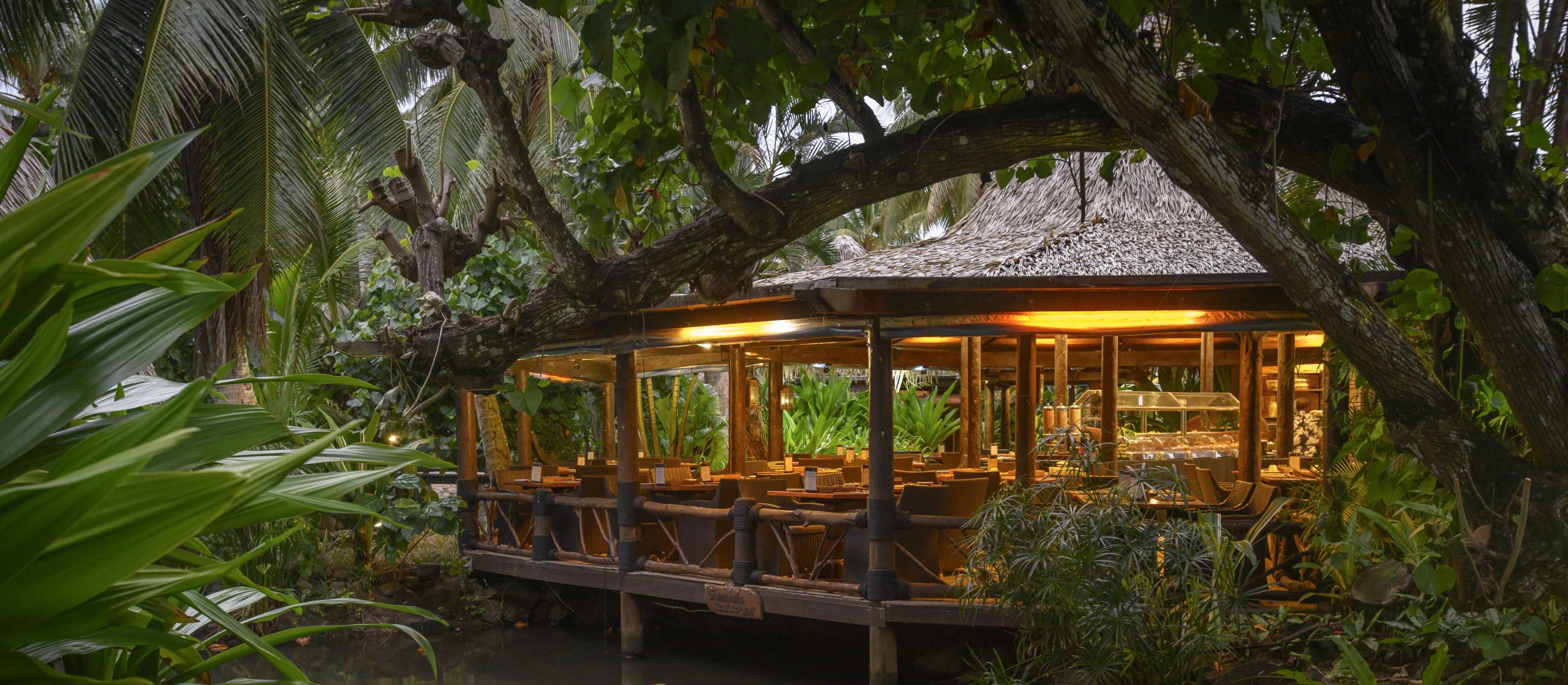 Sandals Restaurant - Pacific Resort Rarotonga