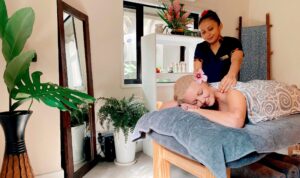Pacific Lounge Spa